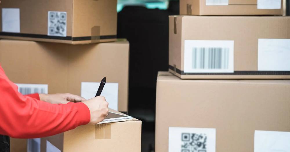 courier-shipping-services-in-dubai